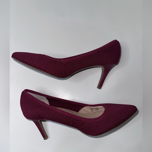 Alfani Step 'N Flex Jeules Pumps - Picture 3 of 10